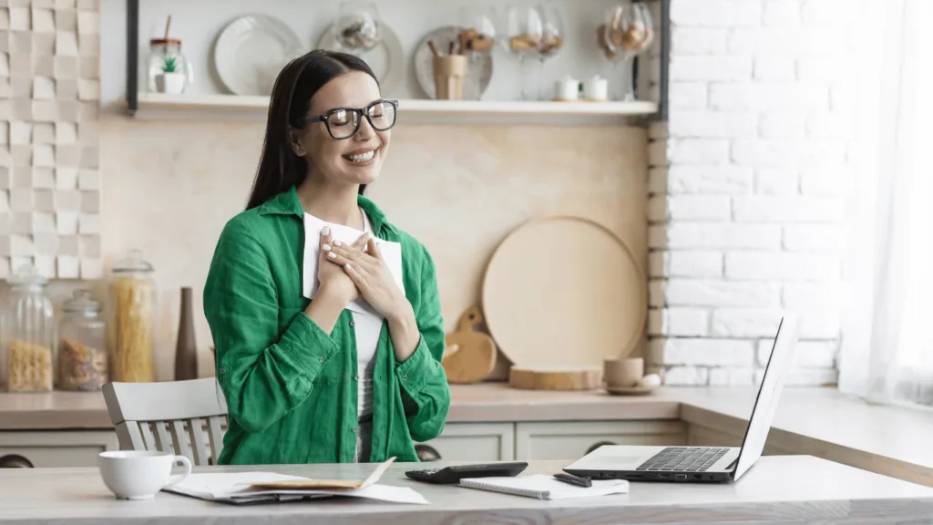 Online shopper checking out a personalized offer