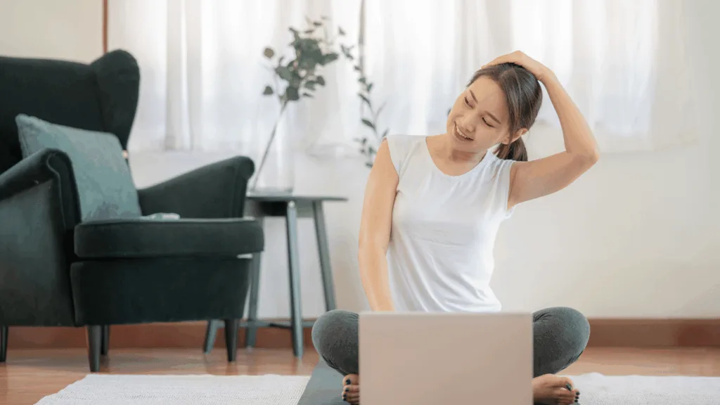 Flexible work arrangements for employee mental health 