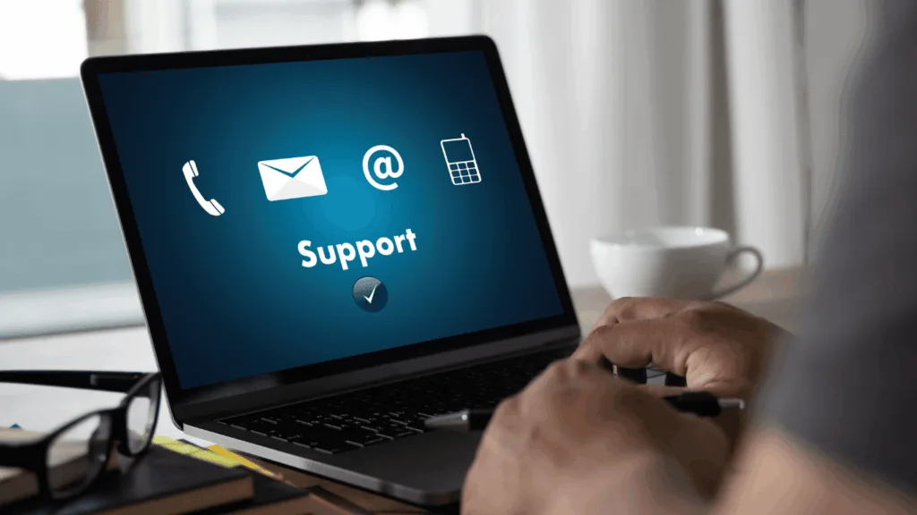 Computer screen showing the different ways to get in touch with customer support or contact centers